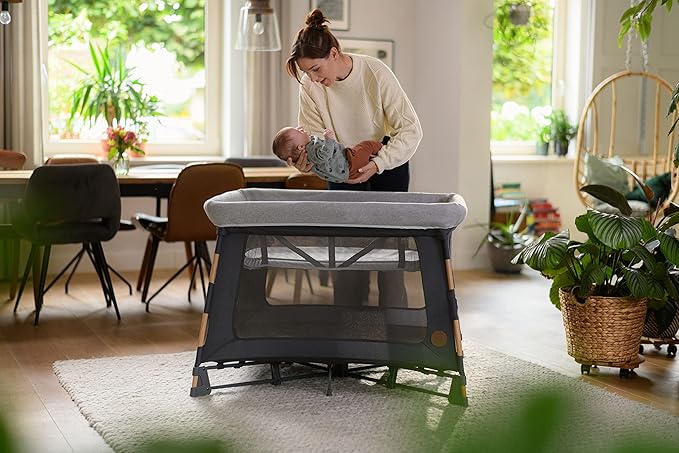 Maxi-Cosi Swift Lightweight Portable Playard, 1-Step Fold Playpen - Image 7