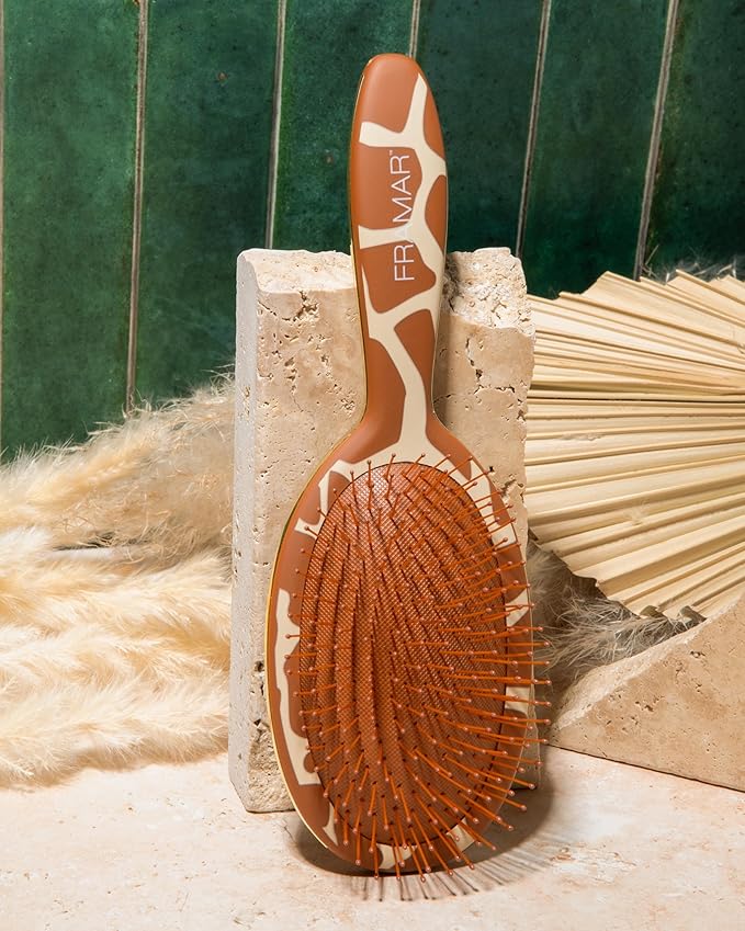 FRAMAR Wet Hair Brush Detangler, Detangling Hairbrush For Women, Wet Hair Brush For Girls, Hair Detangler Brush, Wet Hairbrush, Hairbrushes, Girls Hairbrush Detangler, Reduces Frizz - Giraffe