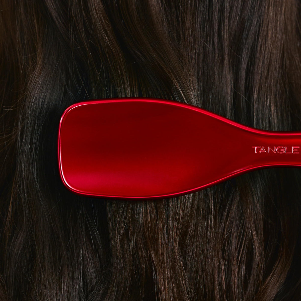 x Devil Wears Prada Ultimate Detangler Brush (Red Metallic / Full Size)