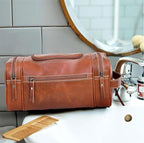 VC VINTAGE COUTURE Leather Toiletry Bag - Image 2