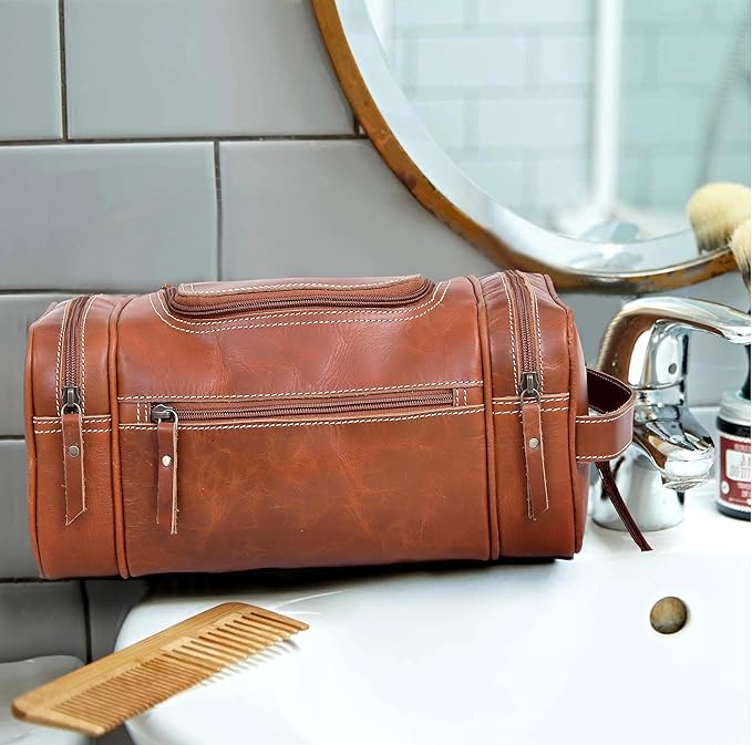 VC VINTAGE COUTURE Leather Toiletry Bag - Image 2