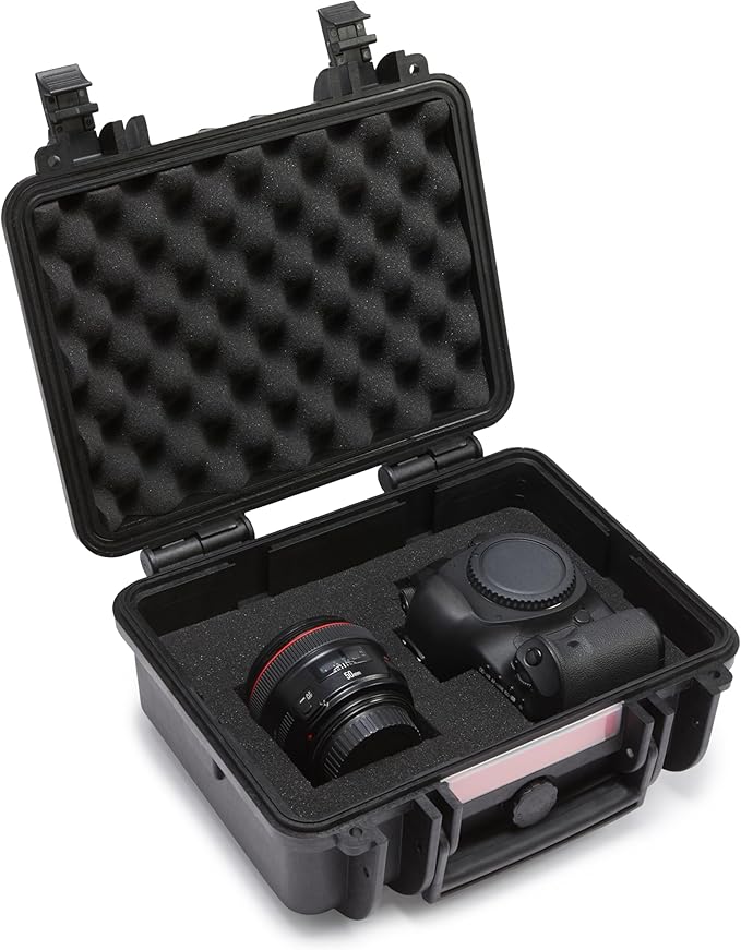 Amazon Basics Hard Camera Case - Image 8