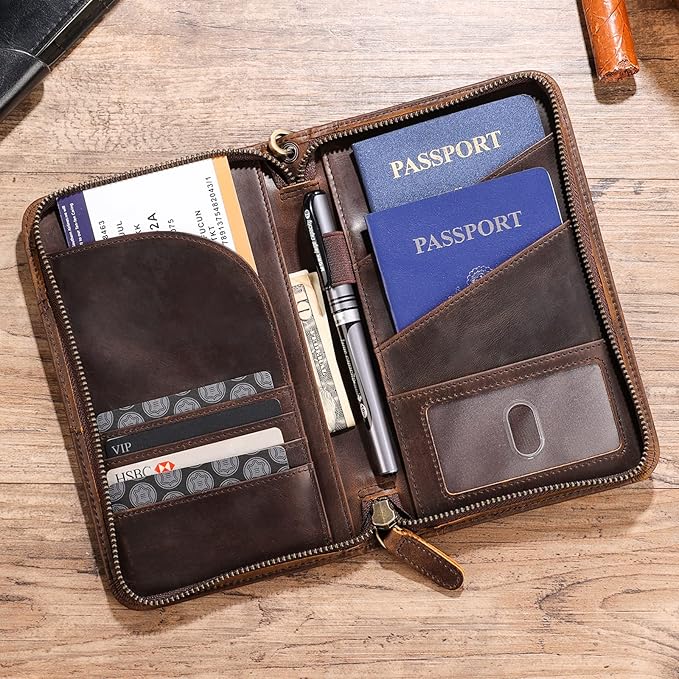 Polare Full Grain Leather Passport Holder - Image 3
