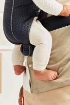 BabyBjörn Baby Carrier Mini, Anthracite, 3D Mesh | Newborn Carrier, Easy-to-Use - Image 9