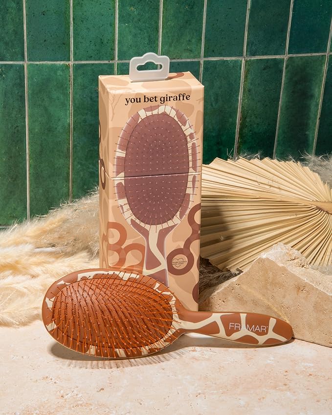 FRAMAR Wet Hair Brush Detangler, Detangling Hairbrush For Women, Wet Hair Brush For Girls, Hair Detangler Brush, Wet Hairbrush, Hairbrushes, Girls Hairbrush Detangler, Reduces Frizz - Giraffe