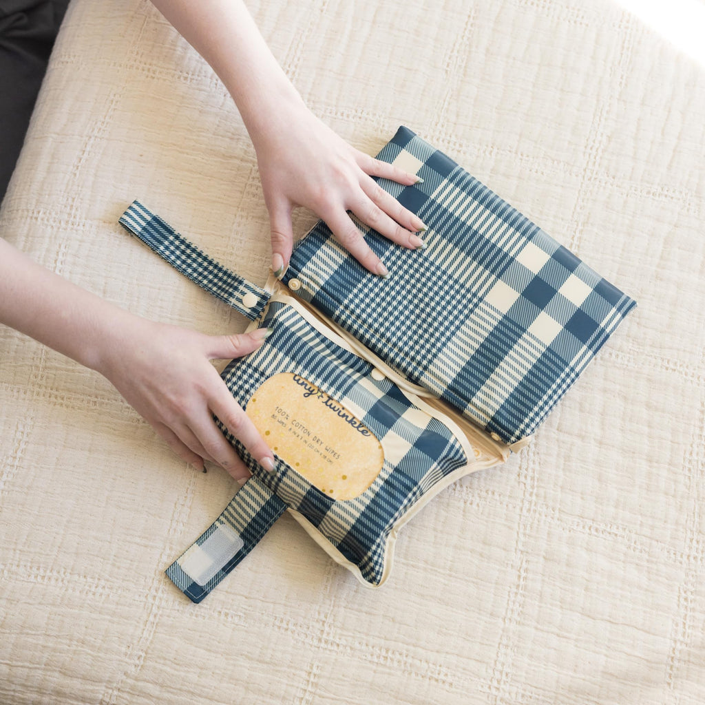 Portable Diaper Changing Pad (Gingham)