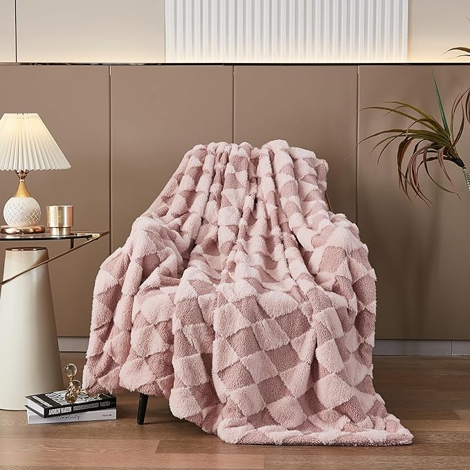 PU MEI Luxury Faux Fur Rabbit Fur Throw Blanket Pink 90"x80", Plush Reversible - Image 4