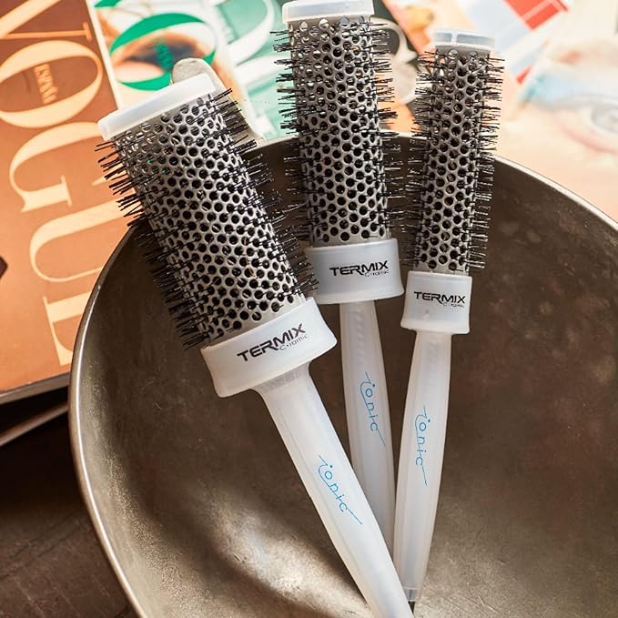 Termix Ionic Ceramic Hairbrush Ø 32 mm- Hairbrush that combines the latest ceramic and ionic technology preventing hair damage, B-4024