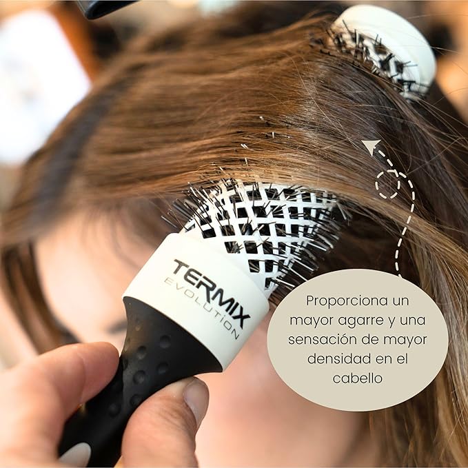 Termix Evolution Soft Ø 28 mm-Hairbrush for thin hair with ionized bristles specially for thin and delicate hair.