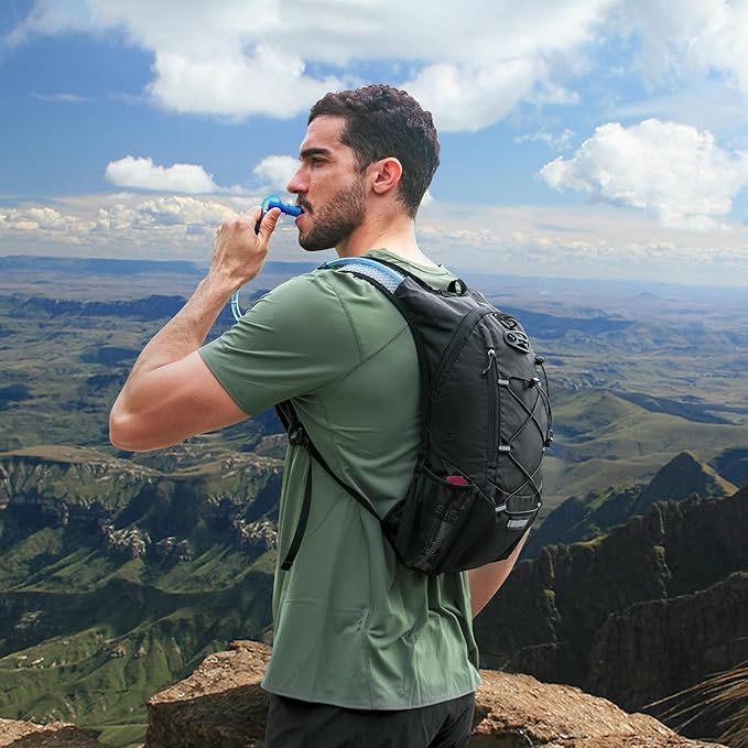 Lightweight Hydration Backpack, Running Backpack - Image 8