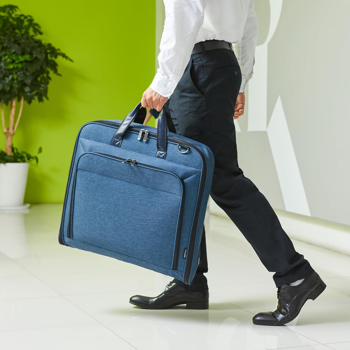 Carry On Garment Bag for Travel and Business Trips with Detachable Shoulder Strap (Navy)