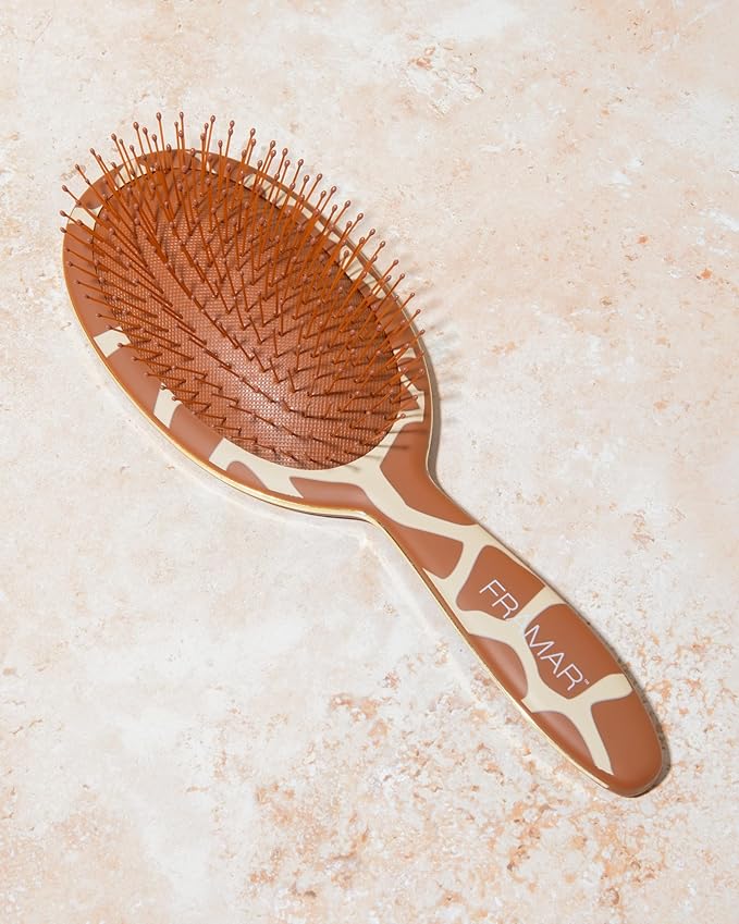 FRAMAR Wet Hair Brush Detangler, Detangling Hairbrush For Women, Wet Hair Brush For Girls, Hair Detangler Brush, Wet Hairbrush, Hairbrushes, Girls Hairbrush Detangler, Reduces Frizz - Giraffe