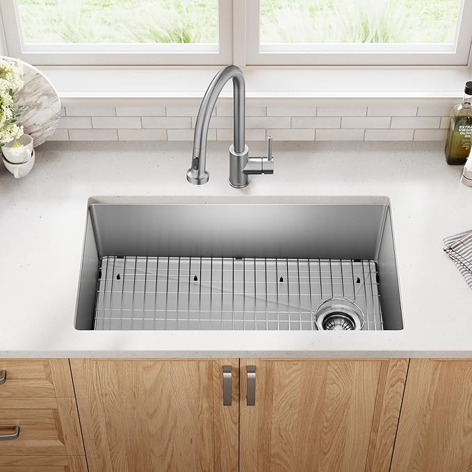 KRAUS Fairlane 33-inch Undermount Single Bowl 18-Gauge Stainless Steel Kitchen - Image 3