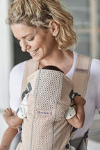 BabyBjörn Baby Carrier Mini, 3D mesh, Pearly Pink - Image 4