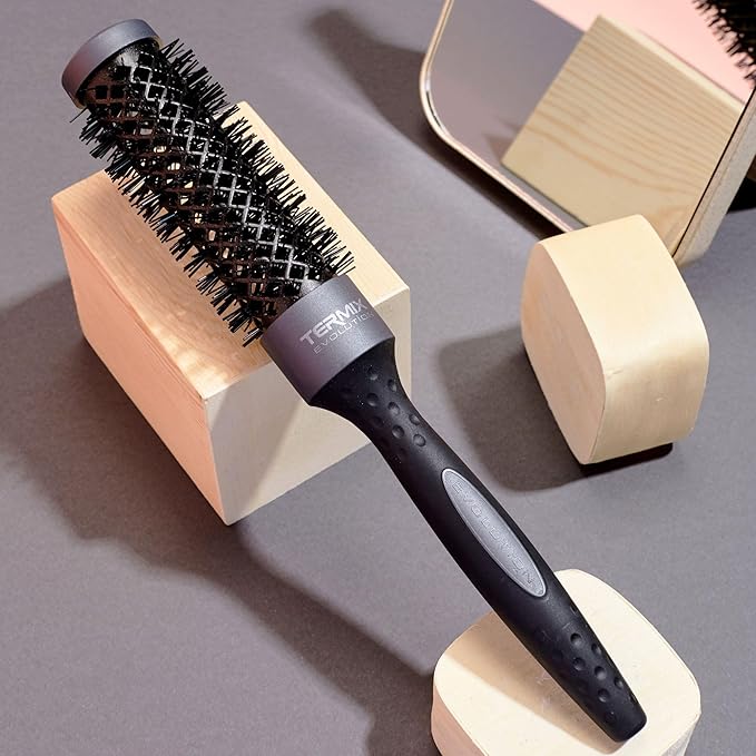 Termix Evolution Plus Round Thermal Hair Brush with Special Fibres for Thick and Hard Hair, African American Hair, Diameter Ø17