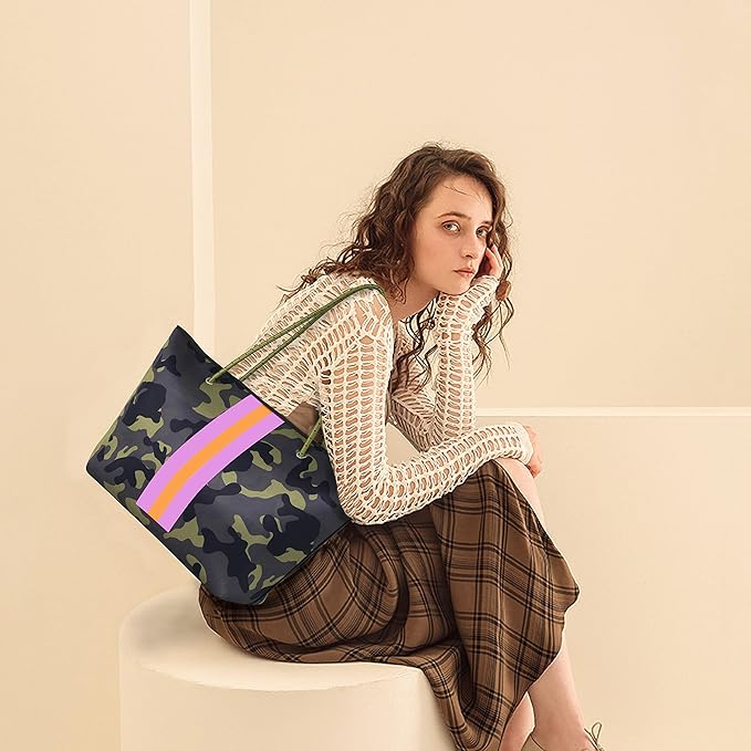 QOGiR Neoprene Multipurpose Beach Bag Tote - Image 3