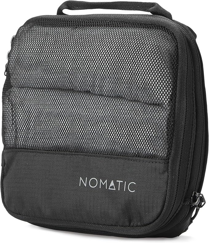 Packing Cubes with Compression by Nomatic