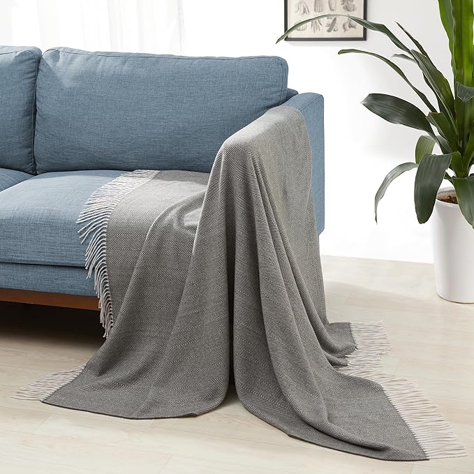 Amazon Basics Cozy Room Décor Throw Blanket, Lightweight, Recycled Polyester by AmazonBasics