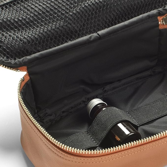 Leatherology Cognac Medium Travel Organizer - Image 2
