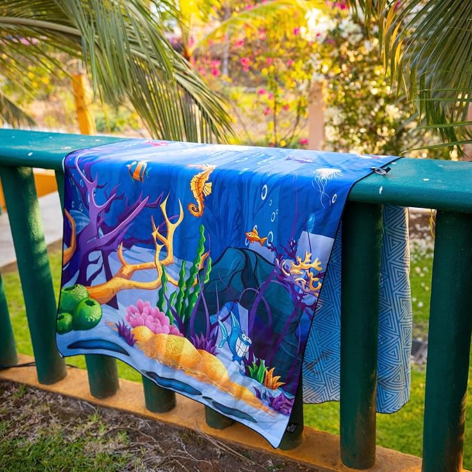 Elite Trend Microfiber Beach Towel - Image 6