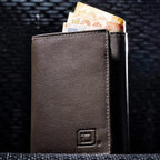 ID Stronghold Men's Leather Trifold Wallet - Image 3