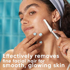 Gillette Venus Dermaplaning Tool, 2 Blade Refills, Exfoliating Face Razors - Image 2